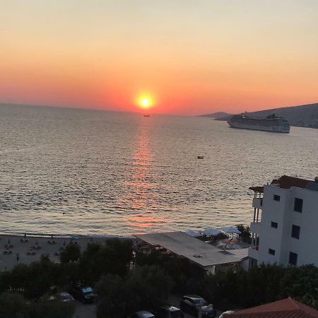 Sunset Apartment Sarandë Exterior foto